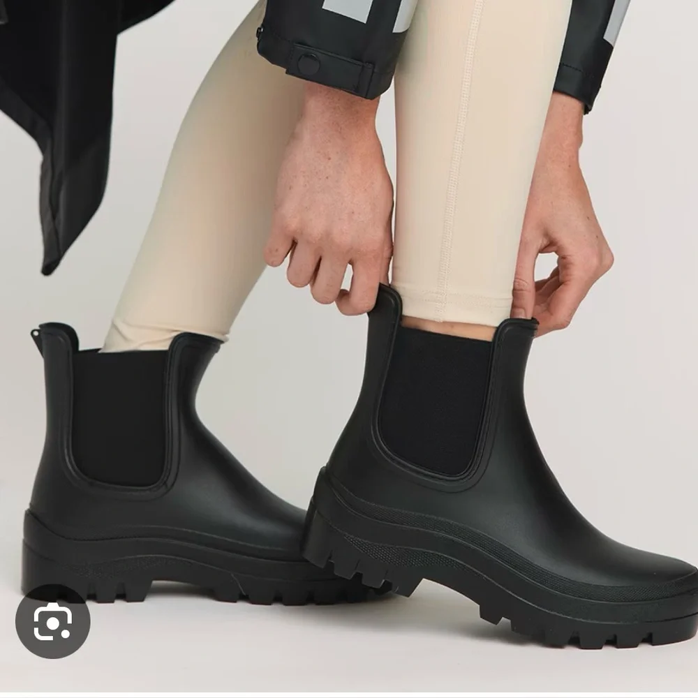 Jeffrey Campbell Black Cloudy Rain Rubber Ankle Boots Size 7